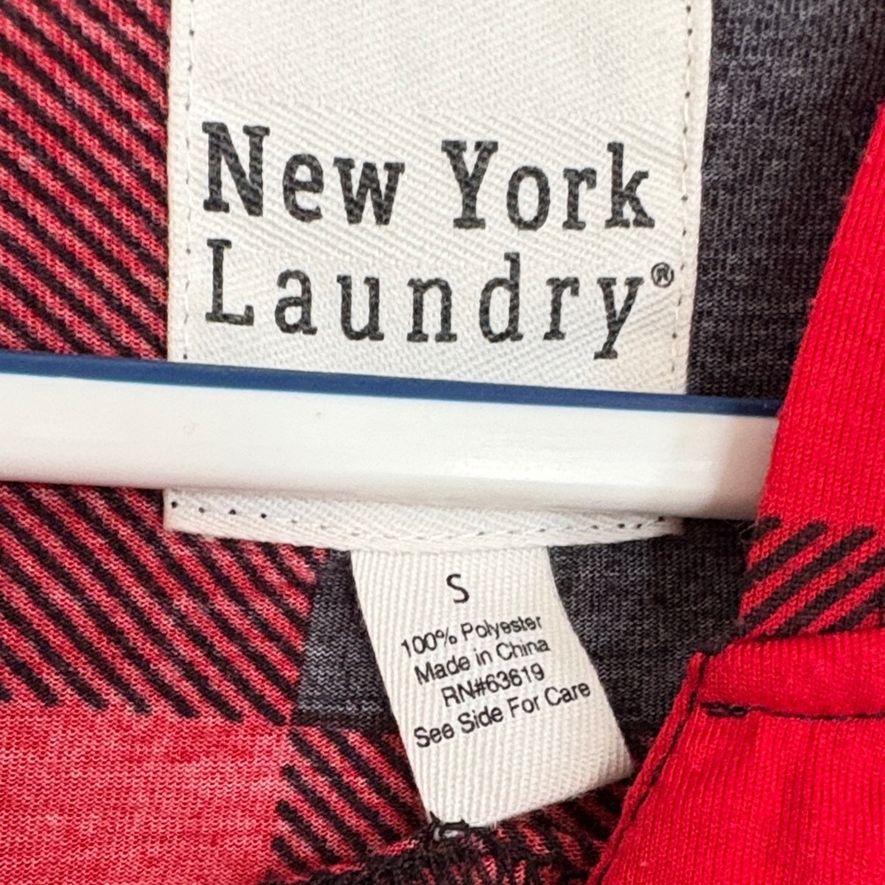 New York Laundry women’s  Black and Red‎ Checkered Shirt - Picture 2 of 5